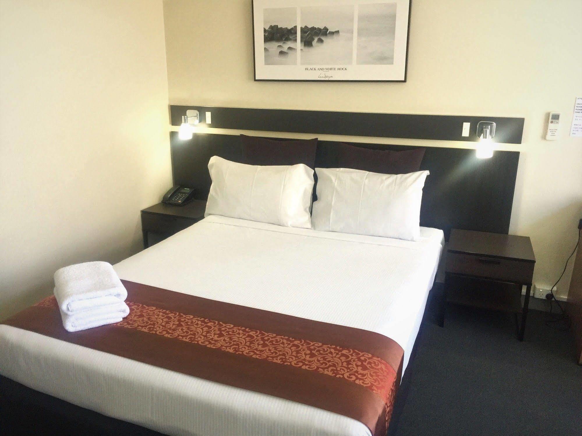 The Select Inn Ryde West Ryde Exteriör bild